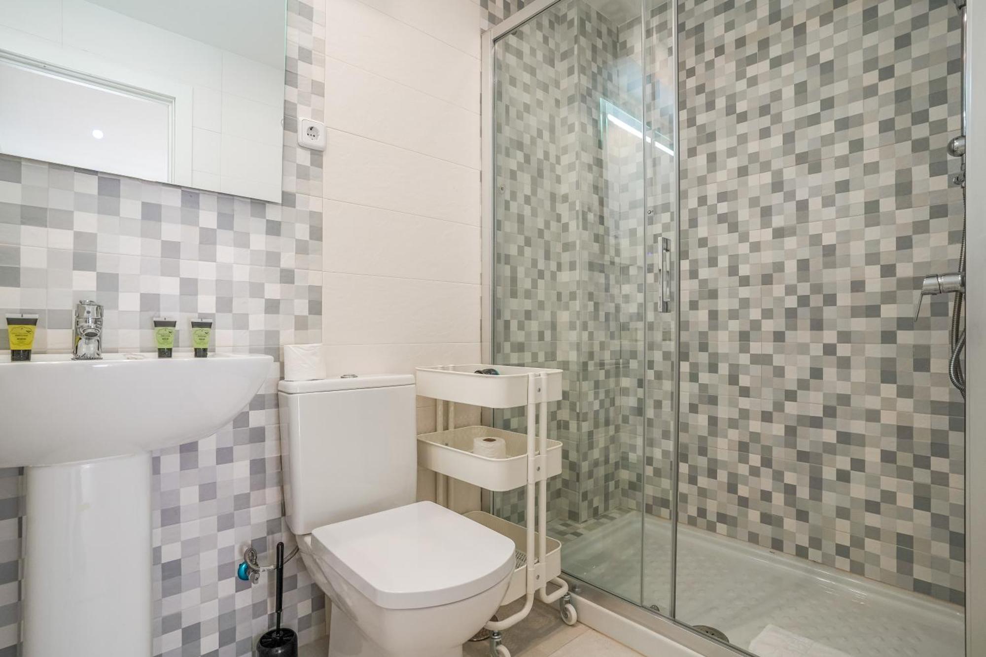 Modern Duplex-2Bedrooms 1.5Baths-Delicias Madri Exterior foto